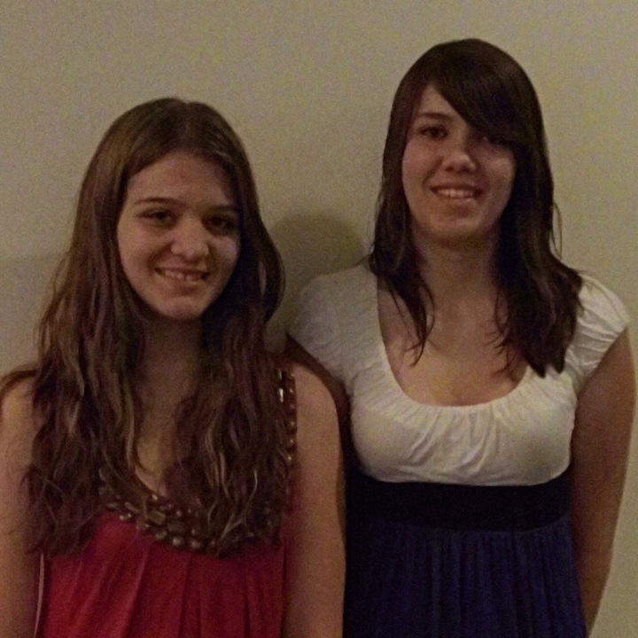 Shannon (15) & Mikayla (16) Diesch, founders of Solar Flare